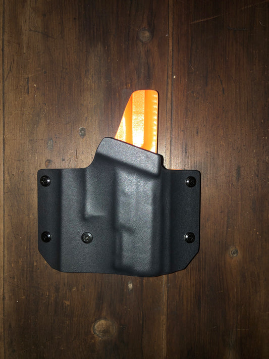 OWB (outside waistband)